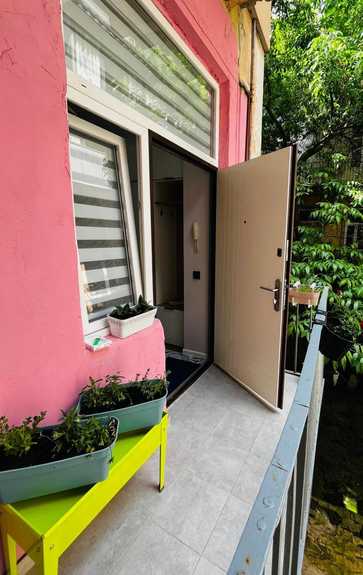 Iren Forum Apartment ลวีฟ ภายนอก รูปภาพ